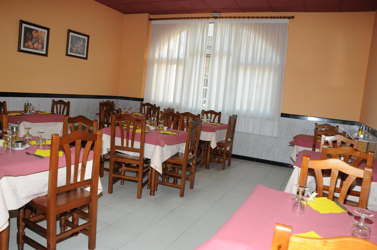 Hostal La Torre II Puente de Domingo Florez エクステリア 写真